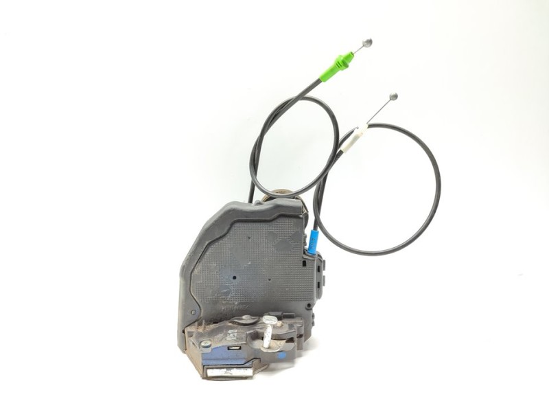 Recambio de cerradura puerta trasera derecha para toyota auris active referencia OEM IAM 6905005050  