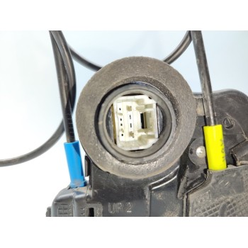 Recambio de cerradura puerta trasera derecha para toyota auris active referencia OEM IAM 6905005050  