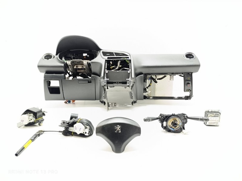 Recambio de kit airbag para peugeot 5008 allure referencia OEM IAM 96764125ZD  