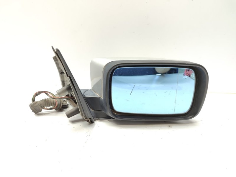 Recambio de retrovisor derecho para bmw serie 5 berlina (e39) 520d referencia OEM IAM 51168266604  