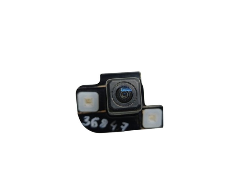 Recambio de camara vision trasera para toyota yaris cross hybrid 2wd active tech referencia OEM IAM 867900D070  