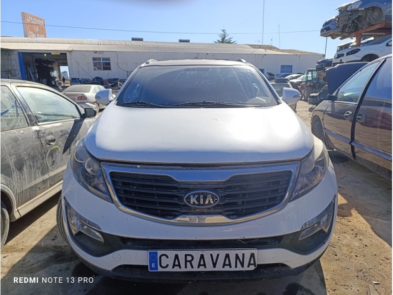 Recambio de capo para kia sportage drive 4x2 referencia OEM IAM 664003W000  