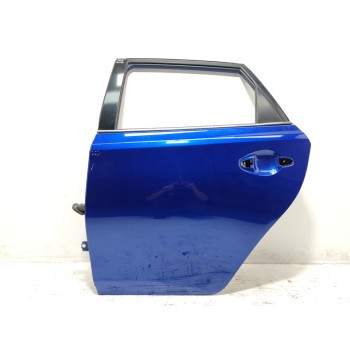 Recambio de puerta trasera izquierda para toyota auris active referencia OEM IAM 6700402380  