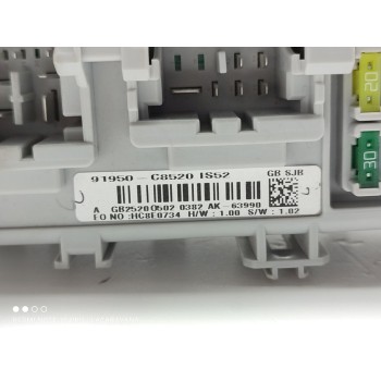Recambio de caja reles / fusibles para hyundai i20 style referencia OEM IAM 91950C8520  