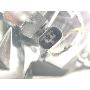 Recambio de piloto trasero izquierdo para mg zs luxury referencia OEM IAM 10571681  