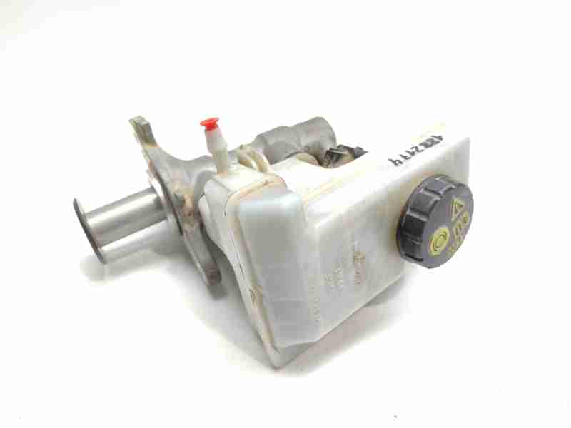 Recambio de bomba freno para volkswagen golf vii lim. advance bluemotion referencia OEM IAM 8V1611021A  