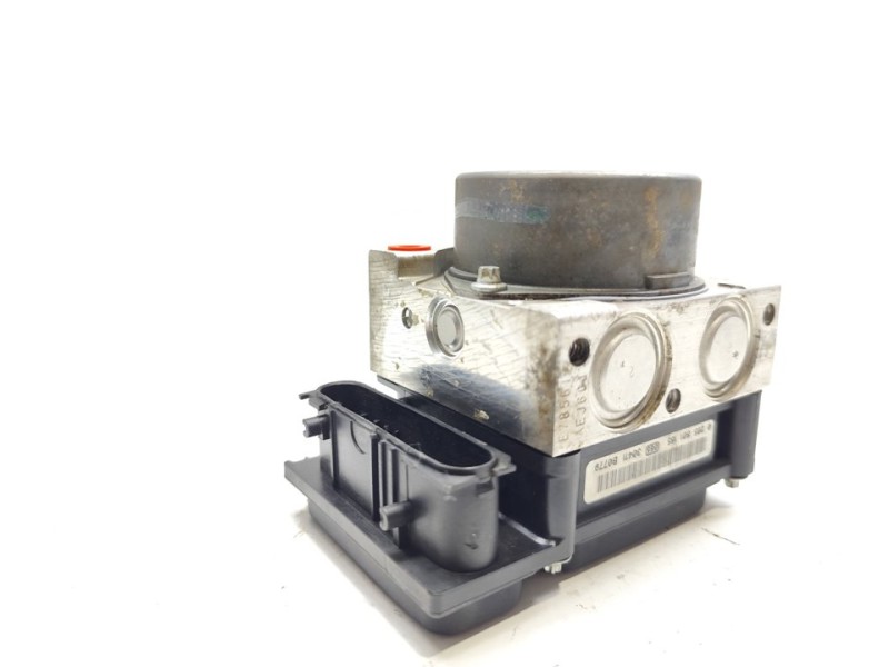 Recambio de abs para renault kangoo profesional referencia OEM IAM 8201239662  