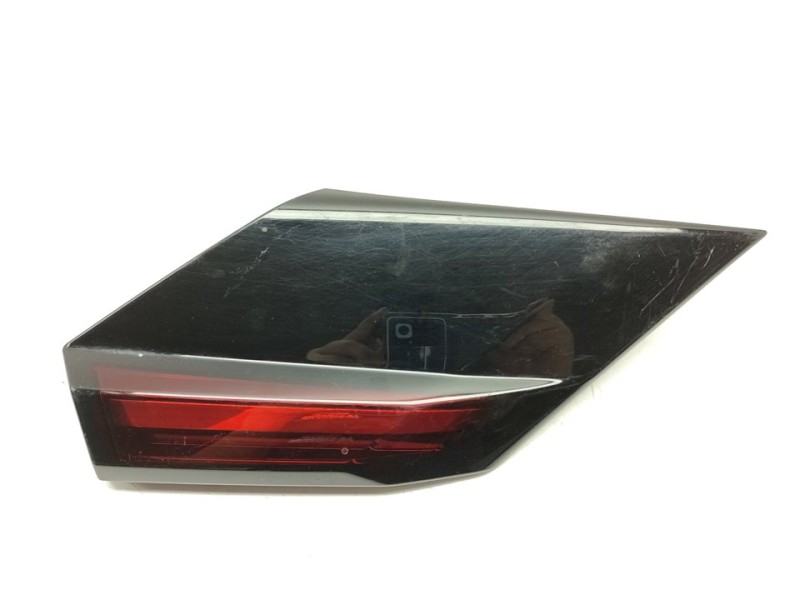 Recambio de molduras traseras para citroën c4 berlina feel pack referencia OEM IAM 9835109680  