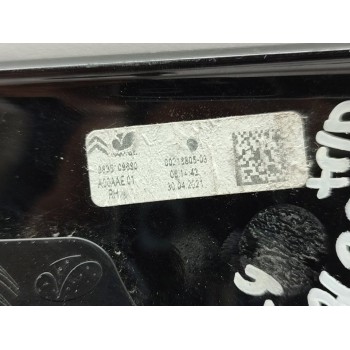 Recambio de molduras traseras para citroën c4 berlina feel pack referencia OEM IAM 9835109680  