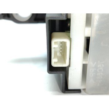 Recambio de palanca cambio para lexus ct 200h referencia OEM IAM 75C833LHD  