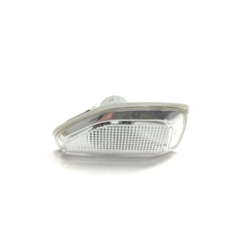 Recambio de piloto lateral derecho para dacia sandero comfort referencia OEM IAM 261601801R  