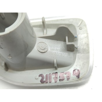 Recambio de piloto lateral derecho para dacia sandero comfort referencia OEM IAM 261601801R  