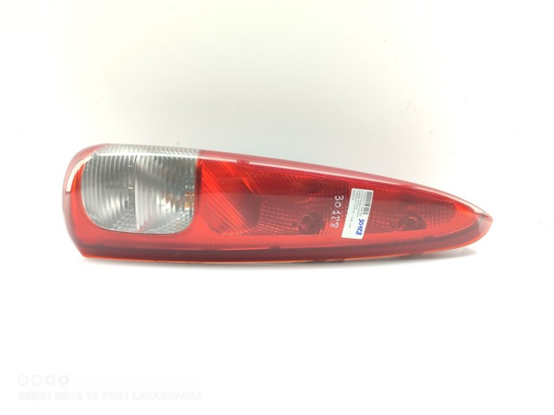 Recambio de piloto trasero derecho para chevrolet tacuma se referencia OEM IAM 300527R  