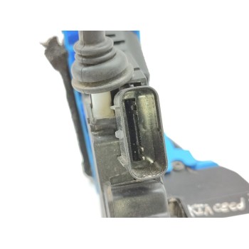 Recambio de cerradura puerta trasera izquierda para kia cee´d sporty wagon drive referencia OEM IAM 81410A2400  