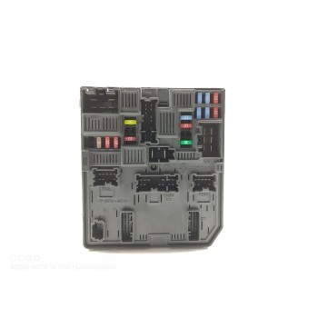 CAJA RELES / FUSIBLES 284B74BA0A 