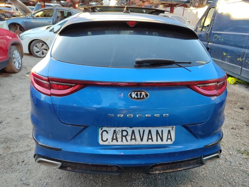 Recambio de porton trasero para kia proceed ( ) gt line referencia OEM IAM 73700J7700  