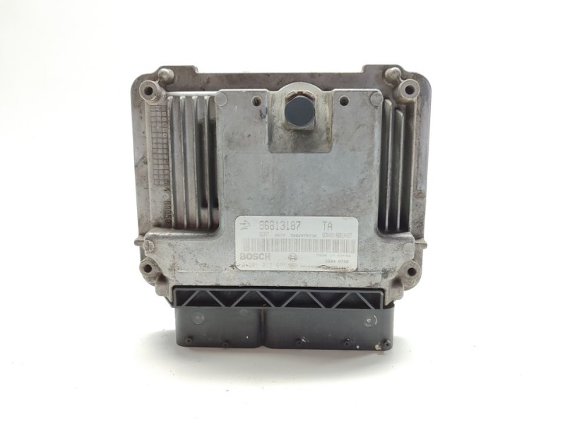 Recambio de centralita motor uce para chevrolet captiva 2.0 vcdi lt referencia OEM IAM 0281012695  