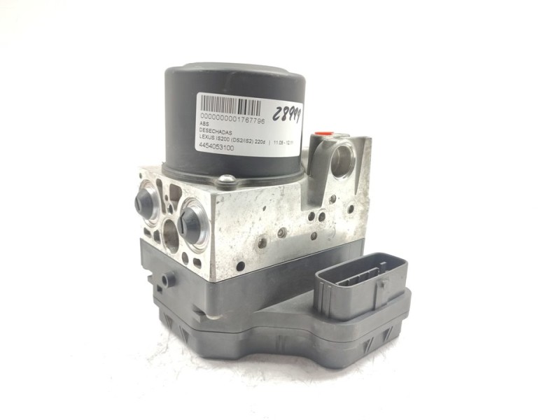 Recambio de abs para lexus is200 (ds2/is2) 220d referencia OEM IAM 4454053100  