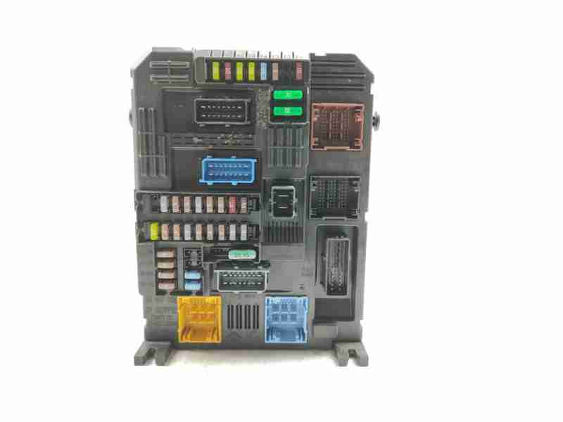 Recambio de modulo electronico para toyota proace city verso l1 family active referencia OEM IAM 9845141280  