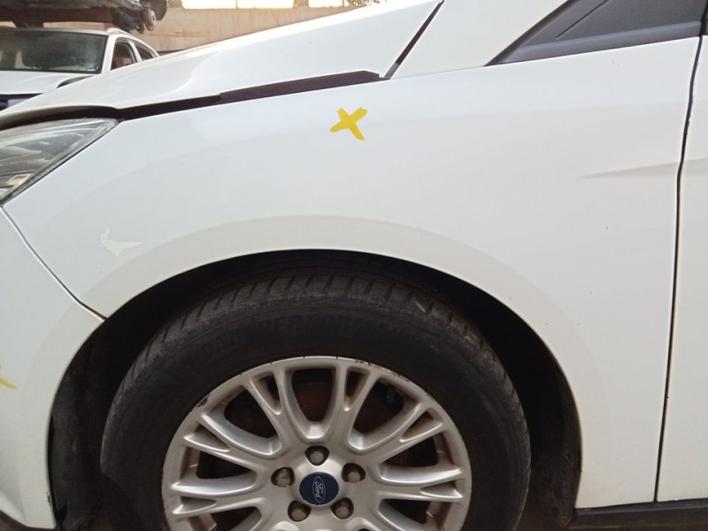 Recambio de aleta delantera izquierda para ford focus turn. (cb8) trend referencia OEM IAM PBM51A16009AG  