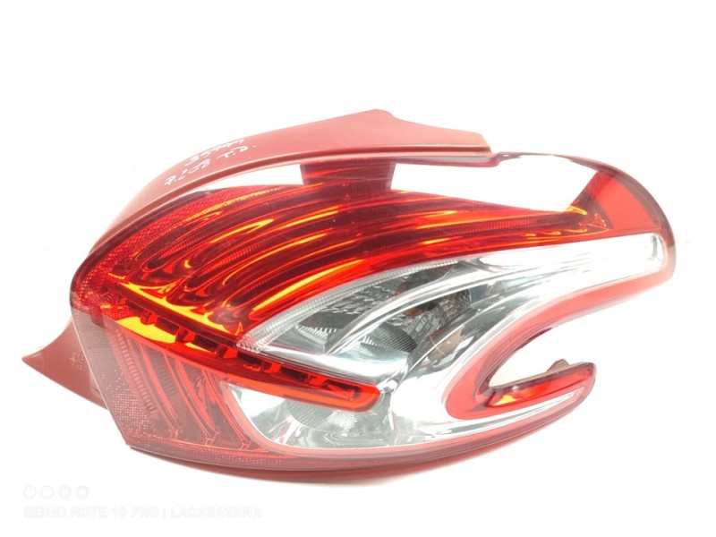 Recambio de piloto trasero derecho para peugeot 208 active referencia OEM IAM 9672628380  