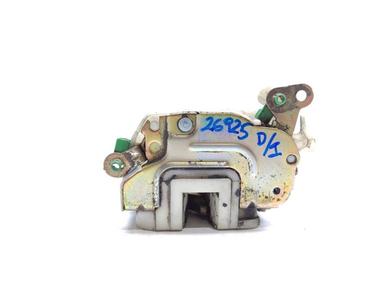 Recambio de cerradura puerta delantera izquierda para nissan cabstar 01.04  cabina simple cabina individual referencia OEM IAM 8