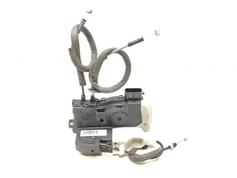 Recambio de cerradura puerta trasera izquierda para hyundai ix35 style 2wd referencia OEM IAM 814102Y010  