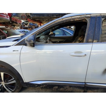 Recambio de puerta delantera izquierda para peugeot 5008 gt line referencia OEM IAM 9812306480  