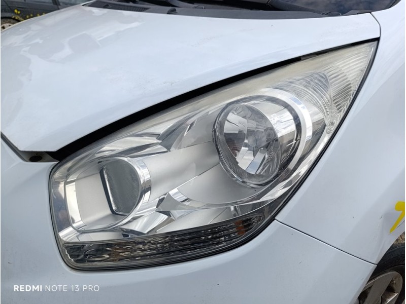 Recambio de faro izquierdo para kia venga basic referencia OEM IAM 921011P000  