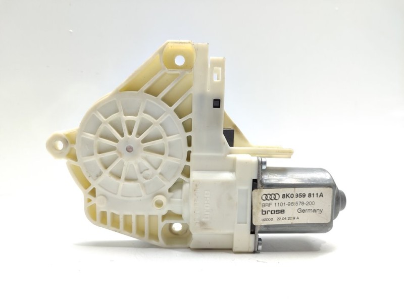 Recambio de motor elevalunas trasero izquierdo para audi a4 ber. (b8) básico referencia OEM IAM 8K0959811A  