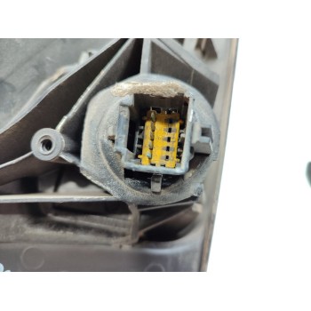 Recambio de retrovisor izquierdo para renault megane ii berlina 5p confort authentique referencia OEM IAM 7701068373  