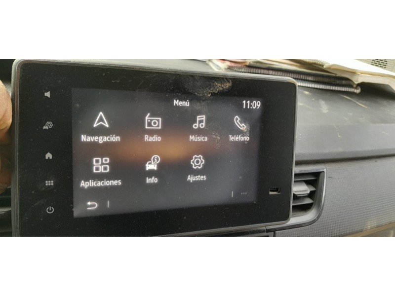 Recambio de pantalla multifuncion para renault kangoo iii authentic referencia OEM IAM   