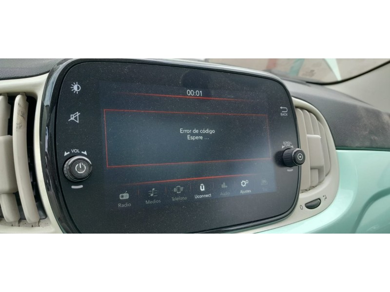 Recambio de pantalla multifuncion para fiat nuova 500 (150) lounge referencia OEM IAM 735694399  