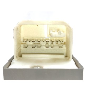 Recambio de mando elevalunas delantero izquierdo para toyota auris luna+ referencia OEM IAM 8482002210  