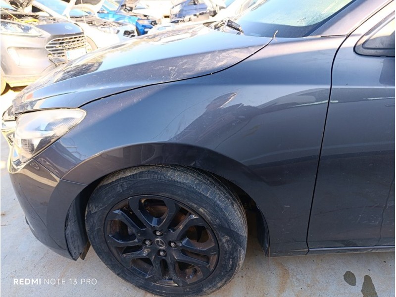 Recambio de aleta delantera izquierda para mazda 2 lim. () evolution referencia OEM IAM DA6A52211  