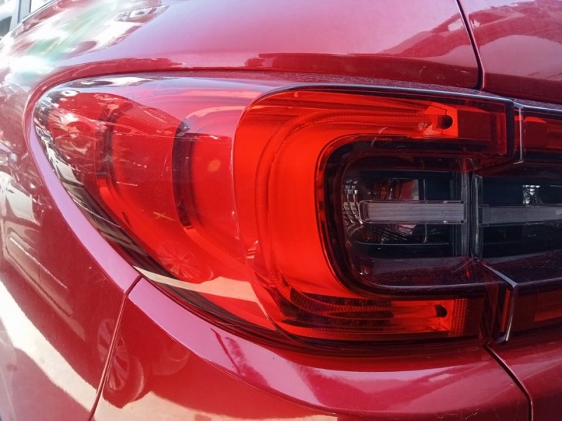 Recambio de piloto trasero izquierdo para renault kadjar limited referencia OEM IAM 265552478R  