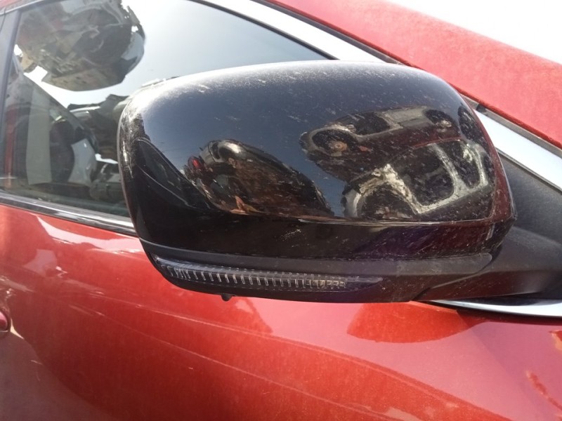 Recambio de retrovisor derecho para renault kadjar limited referencia OEM IAM 963010445R  