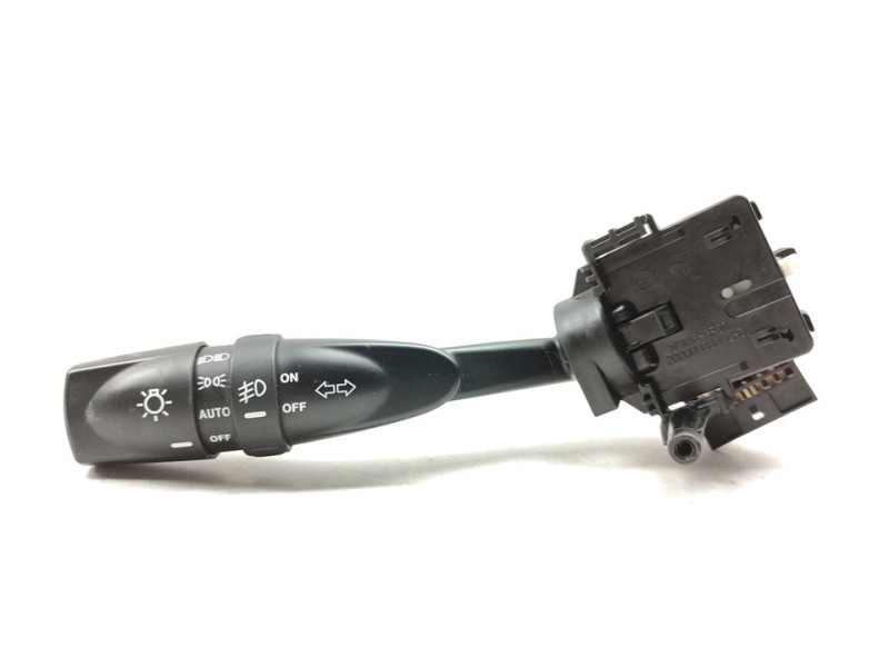 Recambio de mando luces para ssangyong korando limited 4x2 referencia OEM IAM 202008886  