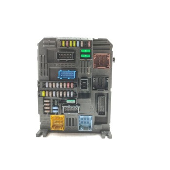 Recambio de caja reles / fusibles para citroën c4 berlina plus referencia OEM IAM 9832880380  