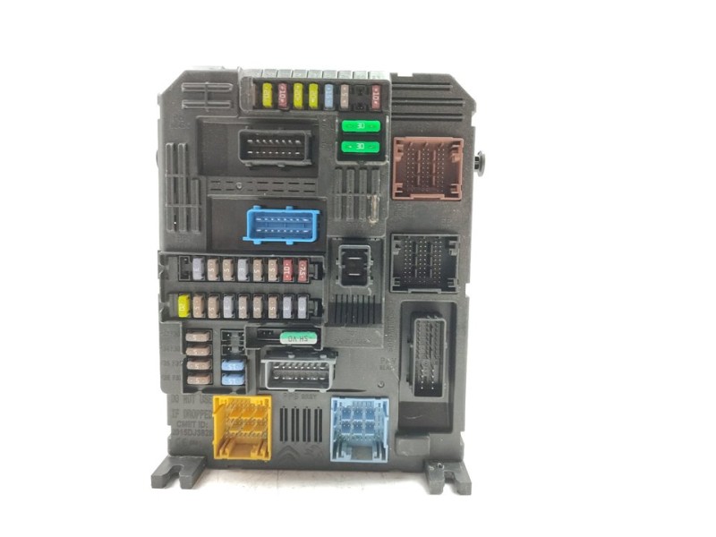 Recambio de caja reles / fusibles para citroën c4 berlina plus referencia OEM IAM 9832880380  