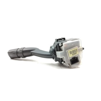 Recambio de mando limpia para ssangyong korando limited 4x2 referencia OEM IAM 202008890  