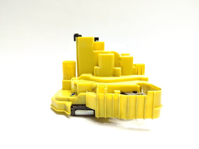 Recambio de cerradura puerta lateral derecha para fiat fiorino básico referencia OEM IAM 1365303080  