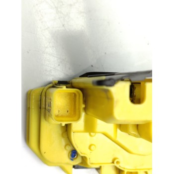 Recambio de cerradura puerta lateral derecha para fiat fiorino básico referencia OEM IAM 1365303080  