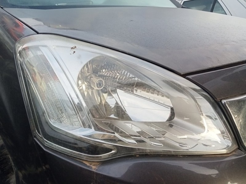 Recambio de faro derecho para peugeot partner kombi active referencia OEM IAM 9806306580  