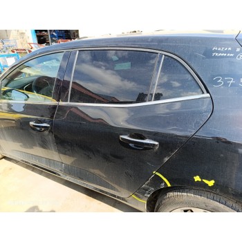 Recambio de puerta trasera izquierda para renault megane iv berlina 5p zen referencia OEM IAM 821015121R  