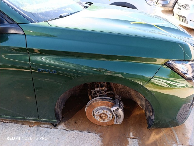 Recambio de aleta delantera derecha para peugeot 308 (p5) style referencia OEM IAM 9837980680  