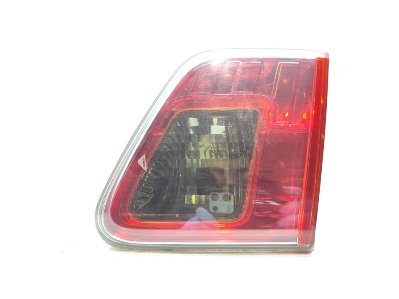 Recambio de piloto trasero derecho interior para toyota avensis (t27) active referencia OEM IAM 8158105090  