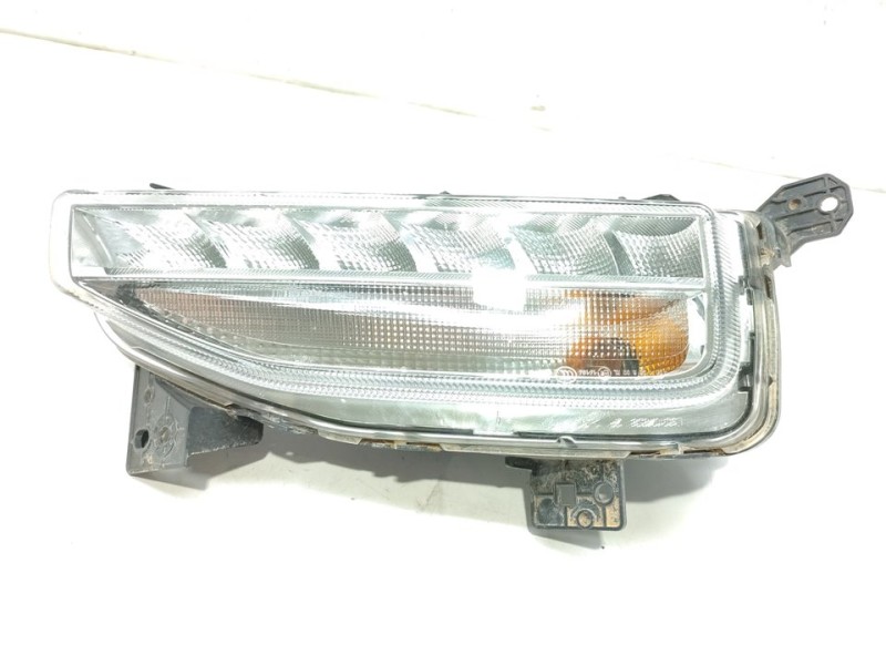 Recambio de piloto delantero derecho para volkswagen t-roc advance referencia OEM IAM 2GA941056J  