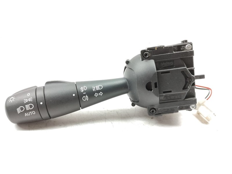 Recambio de mando luces para renault captur life referencia OEM IAM 255405718R  