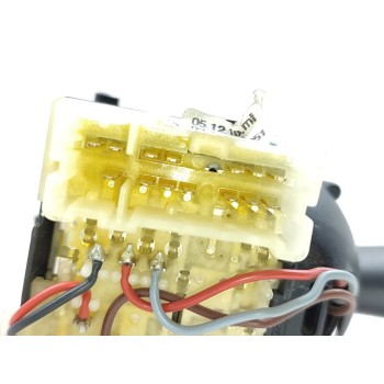 Recambio de mando luces para renault captur life referencia OEM IAM 255405718R  